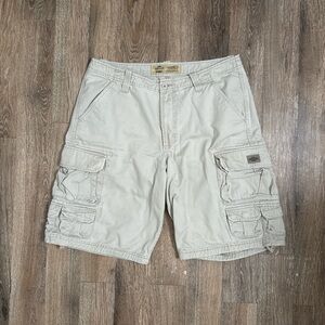 Lee Men's Cargo Shorts in Light Beige